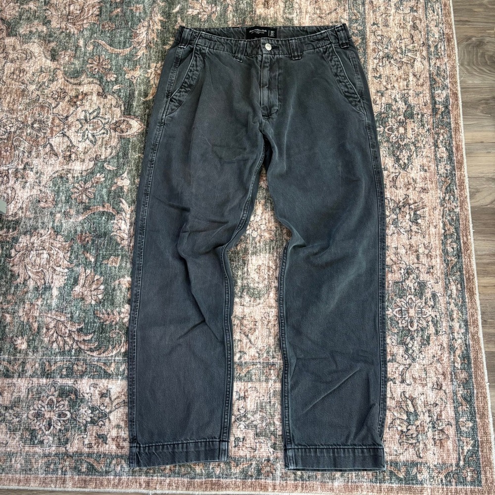 Abercrombie & Fitch Men's Lightweight Loose Fit Jeans Dark Wash Denim 30 x 32